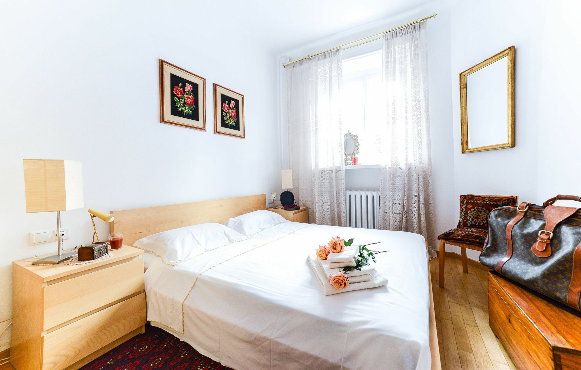Sunny Apartment In Old Town Varsó Kültér fotó